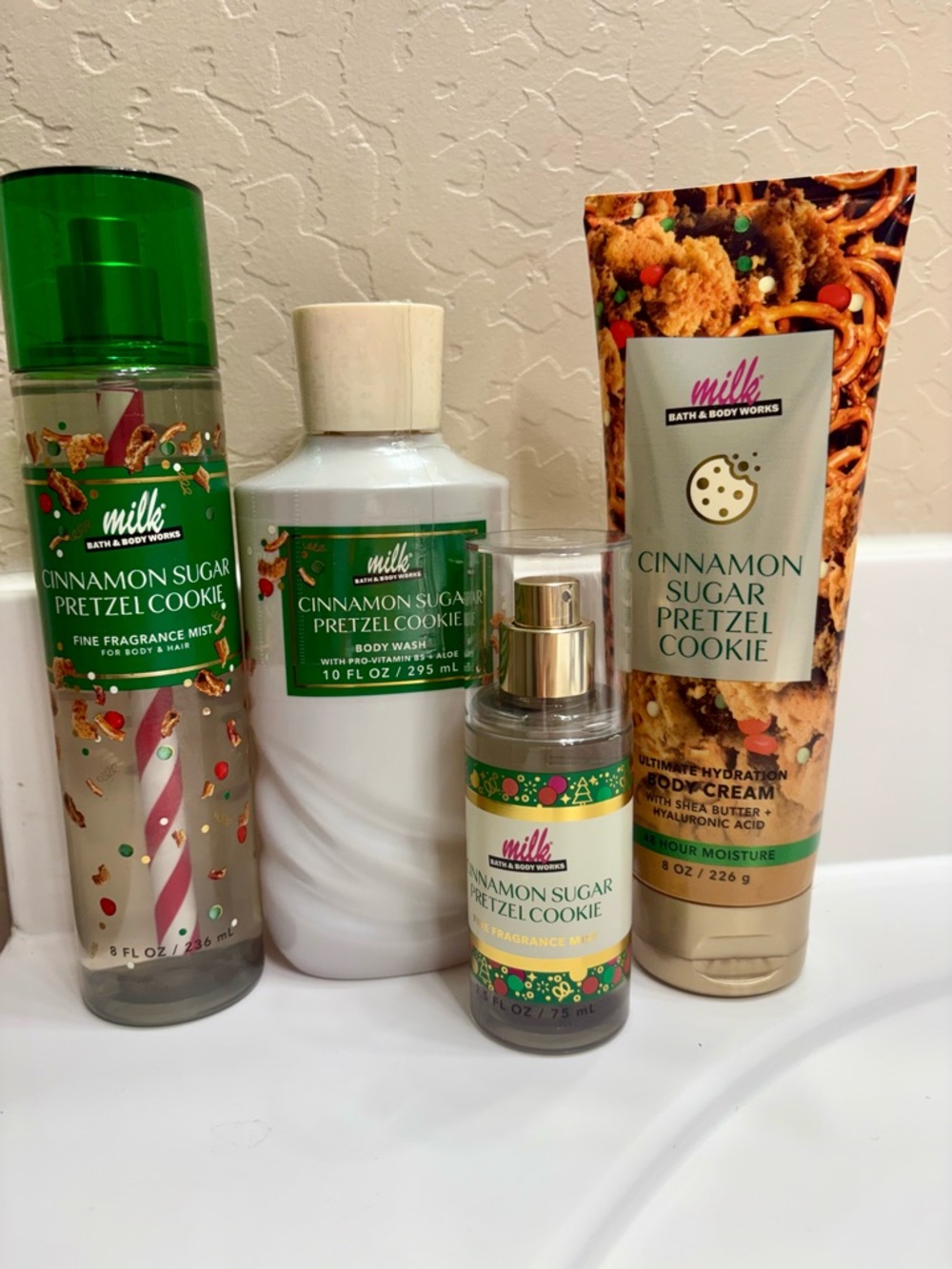 Bath & Body Works Cinnamon Sugar Pretzel Cookie Body Care Set
